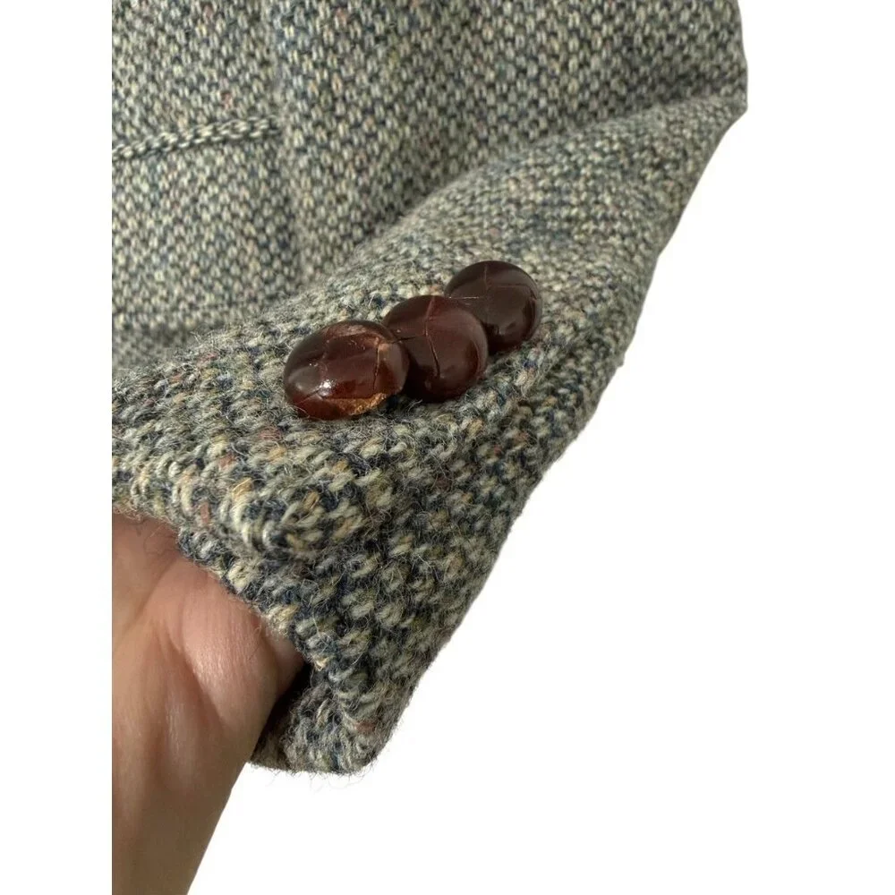 Vintage Harris Tweed Cricketeer Mens Blazer Sport Coat Wool Blue Gray Size 42R?